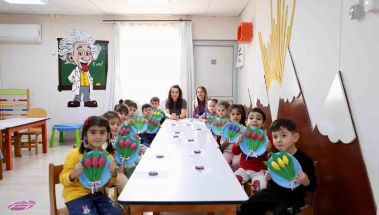 Didim’de miniklerden Kadınlar Günü’ne renkli dokunuş