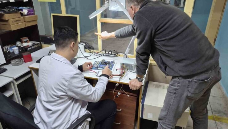 Dijitalleşen iş dünyasının aradığı nitelikli elemanlar meslek liselerinden çıkıyor