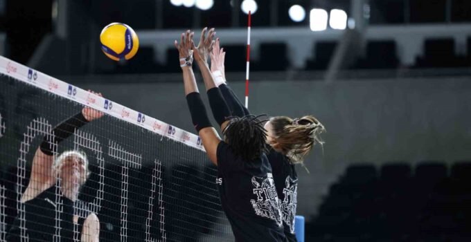 Eczacıbaşı Dynavit, Kupa Voley’de final hedefliyor