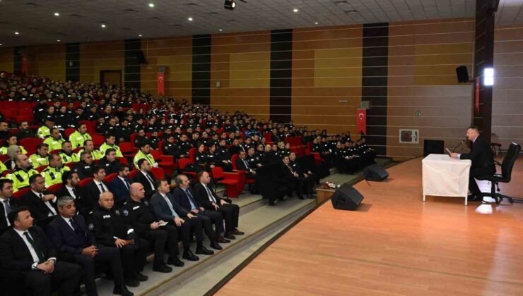 Erzincan Emniyet Müdürlüğü’nde bayram öncesi toplantı