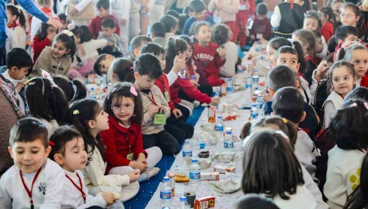 Erzincan’da “Maarifin Kalbinde Miniklerle Sahur” programı düzenlendi