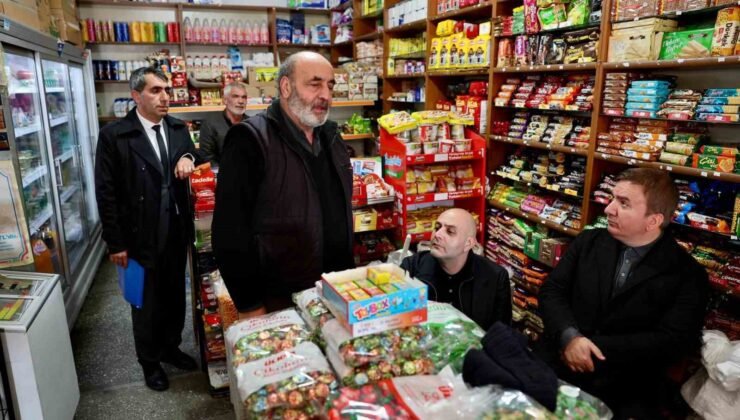 Erzincan’da “zimem defteri” geleneğiyle ihtiyaç sahiplerinin borçları kapatıldı