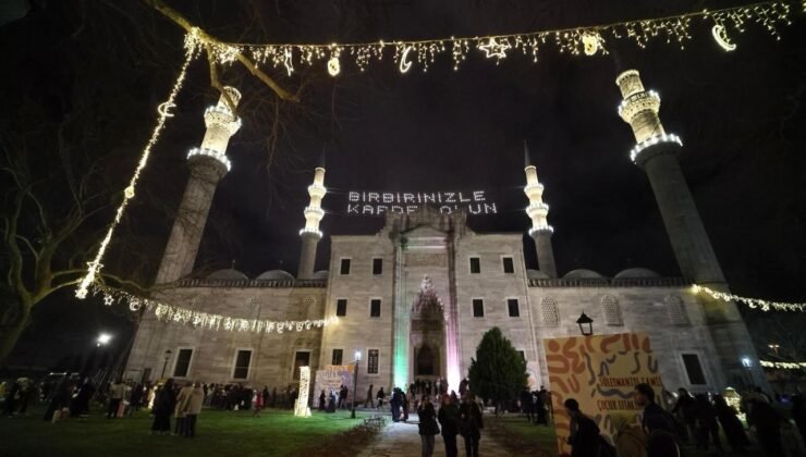 Fatih Belediyesinden anlamlı etkinlik: Çocuklar ve aileler Ramazan ruhunu doyasıya yaşadı