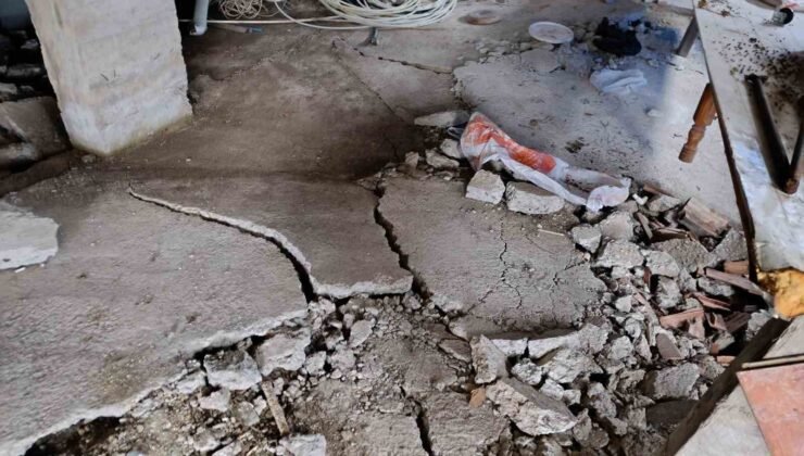 Fatsa’da heyelan: 2 ev kullanılamaz hale geldi