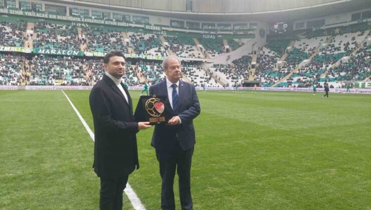 Fenerbahçe, Bursaspor ve Fatih Tekke’ye fair play ödülleri takdim edildi