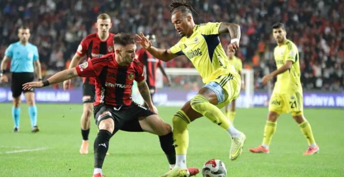 Fenerbahçe, kupada Gaziantep FK deplasmanında