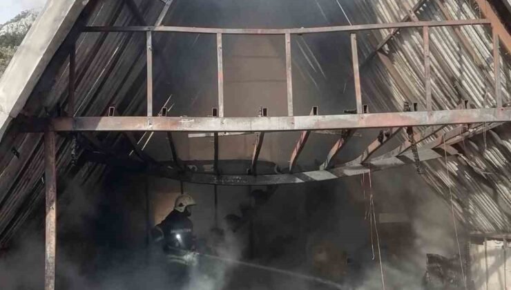 Fethiye’de bungalov ev yangını