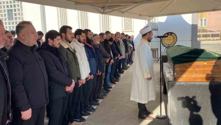 Futbolcu Mesut Özdemir’in babası Kocaeli’de son yolculuğuna uğurlandı