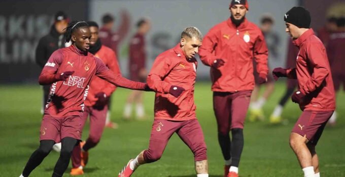 Galatasaray’da Trabzonspor maçı hazırlıkları başladı