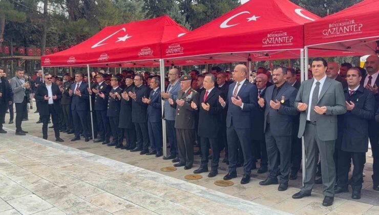 Gaziantep’te 18 Mart Çanakkale Zaferi’nin 111’inci yılında şehitler anıldı