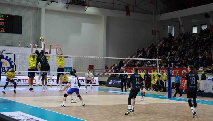 Gebze Belediyesi, Voleybol Efeler Ligi’nde normal sezonu 9. sırada tamamladı