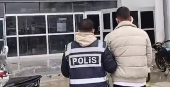 Hatay’da hapis cezası ile aranan 3 kişi yakalandı