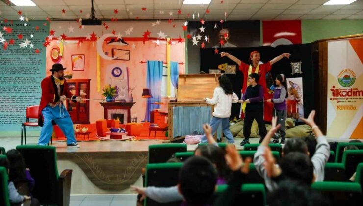 İlkadım Tiyatro Haftası başladı