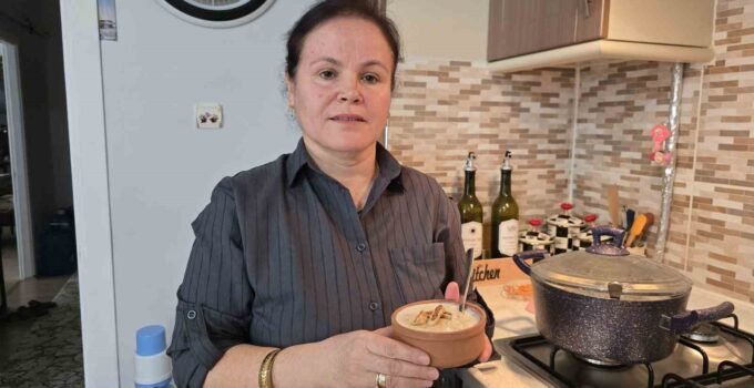 İncir uyutması, adını 2-3 saat uykuya bırakılmasından alıyor, geleneksel tadıyla sofraları süslüyor