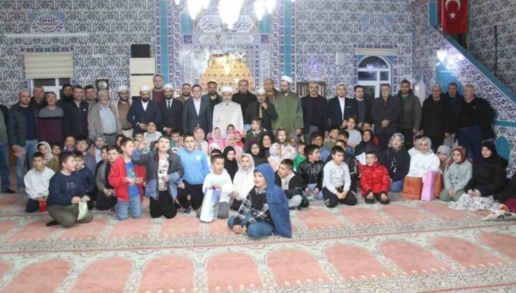 İslamın gülleri çocuklarla anlamlı buluşma