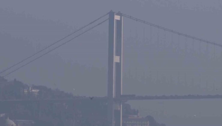 İstanbul’da sis etkisini göstermeye devam ediyor