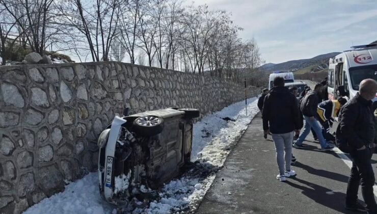 İstinat duvarına çarpan otomobil devrildi: 5 yaralı