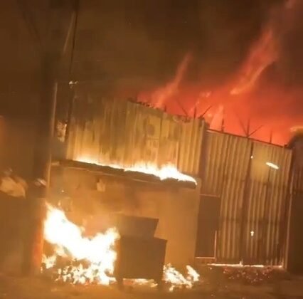 Kahramanmaraş’ta depo yangını