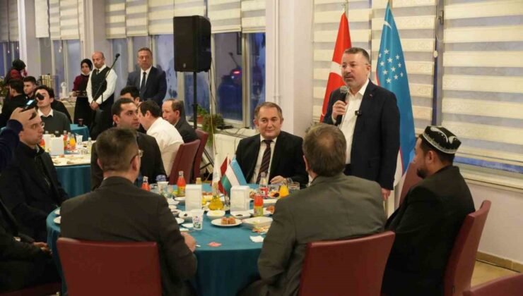 Karabük Üniversitesinde Türkiye Yüzyılı ve Özbekistan iftarı