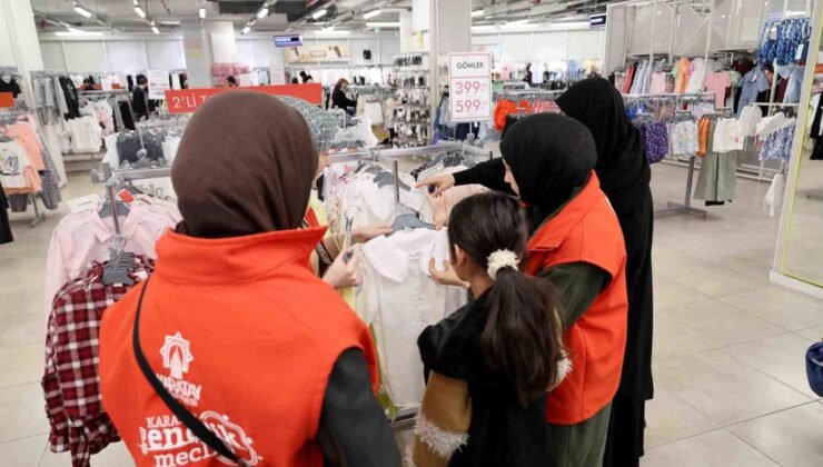 Karatay Gençlik Meclisi gönüllülerinden çocuklara bayram sürprizi