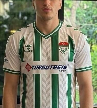 Kars 36 Sporlu futbolcu uğradığı silahlı saldırıda hayatını kaybetti