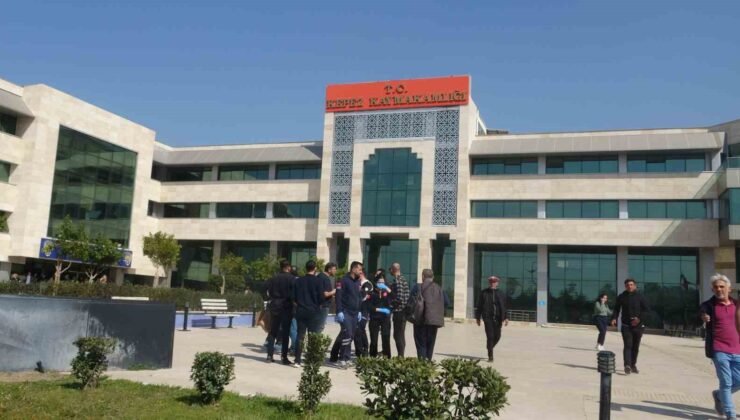 Kaymakamlık binasında ateş açarak kendini odaya kilitleyen şahıs teslim oldu