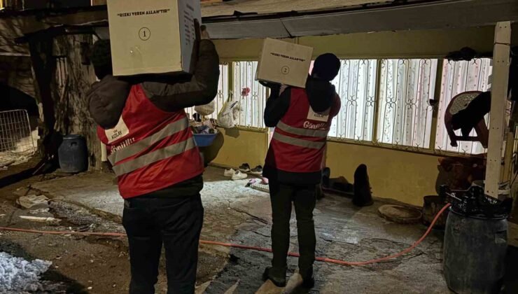 Kızılay Muradiye Şubesinden ihtiyaç sahibi ailelere gıda desteği