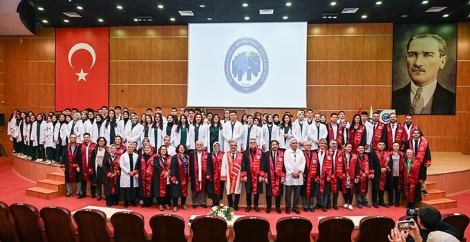 KMÜ’de tıp bayramı ve beyaz önlük giyme töreni düzenlendi