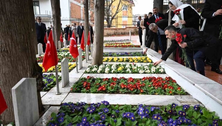 Kocaeli’de bayramda şehitliklerde dualar edildi