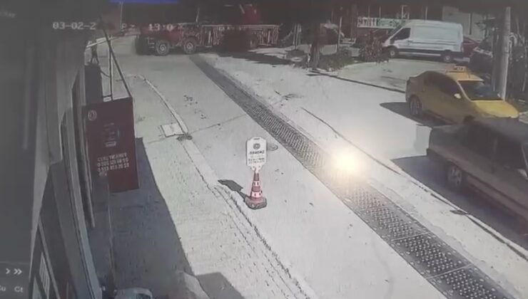 Kontrolden çıkan vincin otomobilleri sürüklediği anlar kamerada