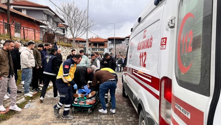 Kula’da yarım saat arayla iki kaza: 5 yaralı
