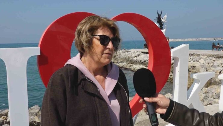 Kuşadası’nda vatandaşlardan Başkan Günel’e destek