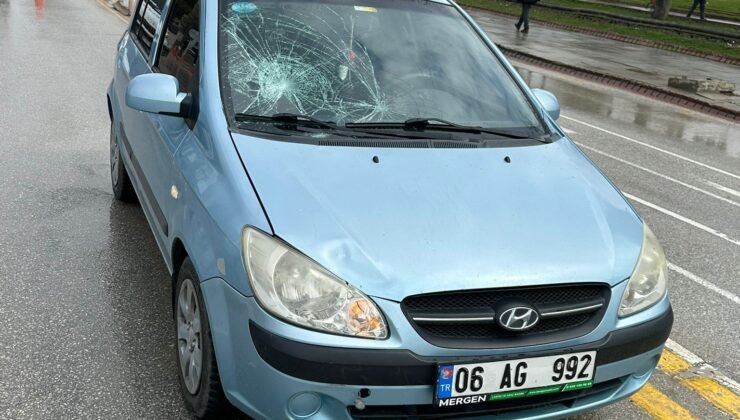 Malatya’da otomobil yayaya çarptı: 2 yaralı