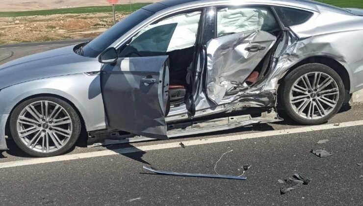 Mardin’de otomobiller çarpıştı: 3 yaralı