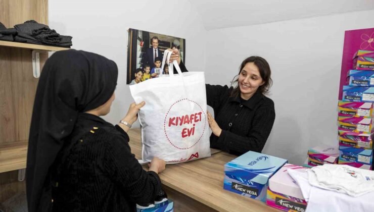 Mersin’de dar gelirli ailelerin çocuklarına bayramlık desteği