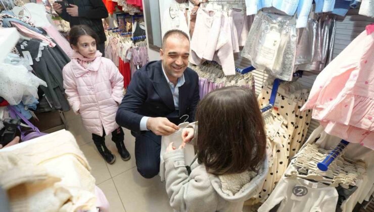 MHP’den 500 çocuğa bayramlık elbise