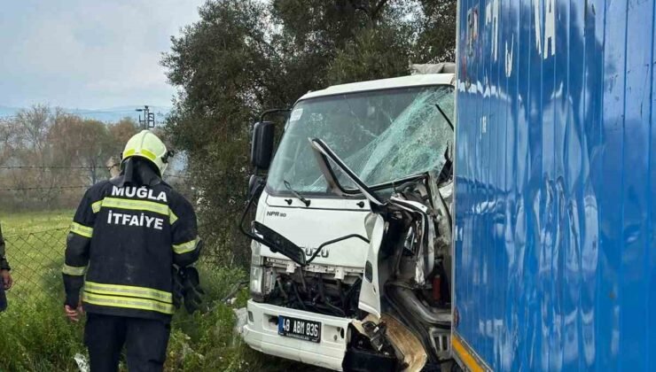 Milas’ta sıkışmalı kaza