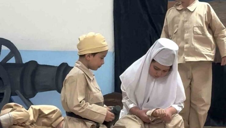 Minik yürekler, Çanakkale ruhunu sahneye taşıdı