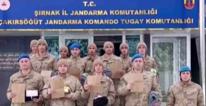 Minik yüreklerden Mehmetçiğe sıcak dokunuş