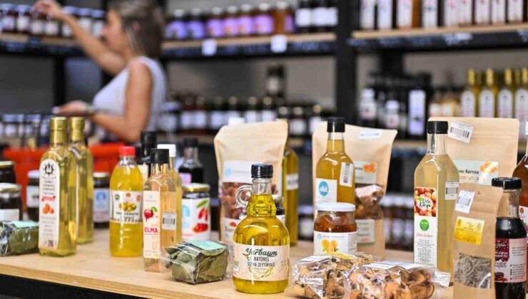 Muratpaşa’da kadın emeği kazanca dönüşüyor: Şubat ayında rekor kazanç