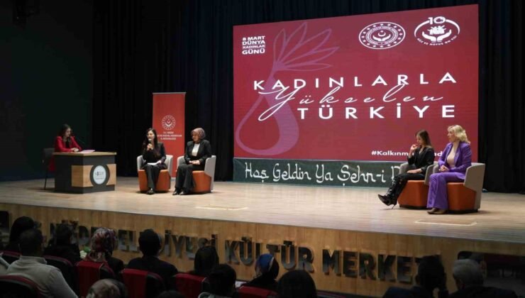 Niğde’de 8 Mart Kadınlar Günü programında ilham veren kadınlar sahnedeydi