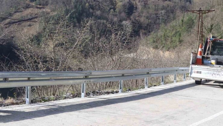 Ölüm yoluna bariyerli önlem