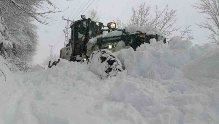 Ordu’nun yükseklerinde kar kalınlığı 2 metreye ulaştı