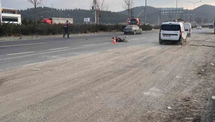 Otomobil ile çarpışan motosikletin sürücüsü hayatını kaybetti