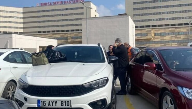 Otoparkta panik dolu anlar… Araçta kilitli kalan çocuk cam kırılarak kurtarıldı