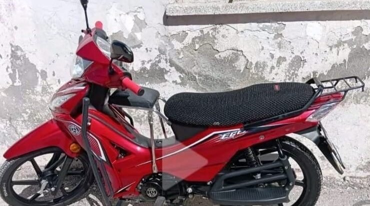 Park halindeki motosiklet çalındı