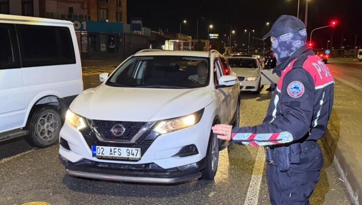 Polislerden sıkı denetim