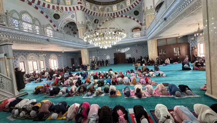 Pursaklar’da minikler camileri tanıyor