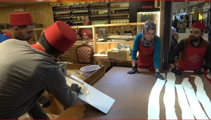 Ramazan ayının vazgeçilmezi küncülü helvanın kuyruğu bitmiyor