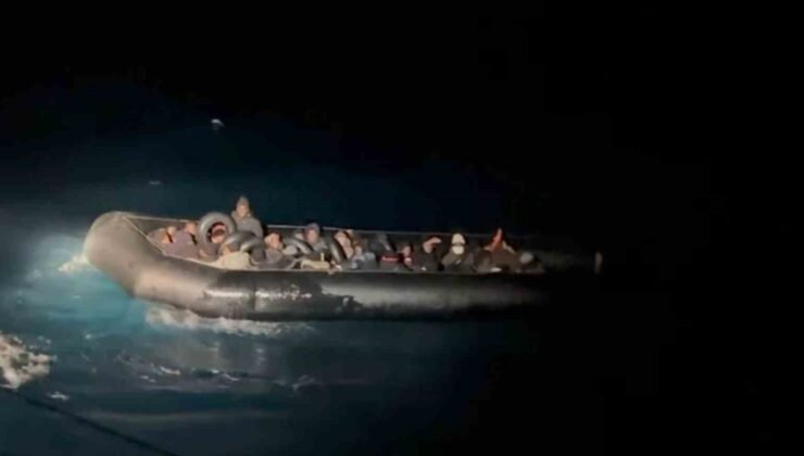 Sahil güvenlikten kaçamadılar: 35 göçmen yakalandı